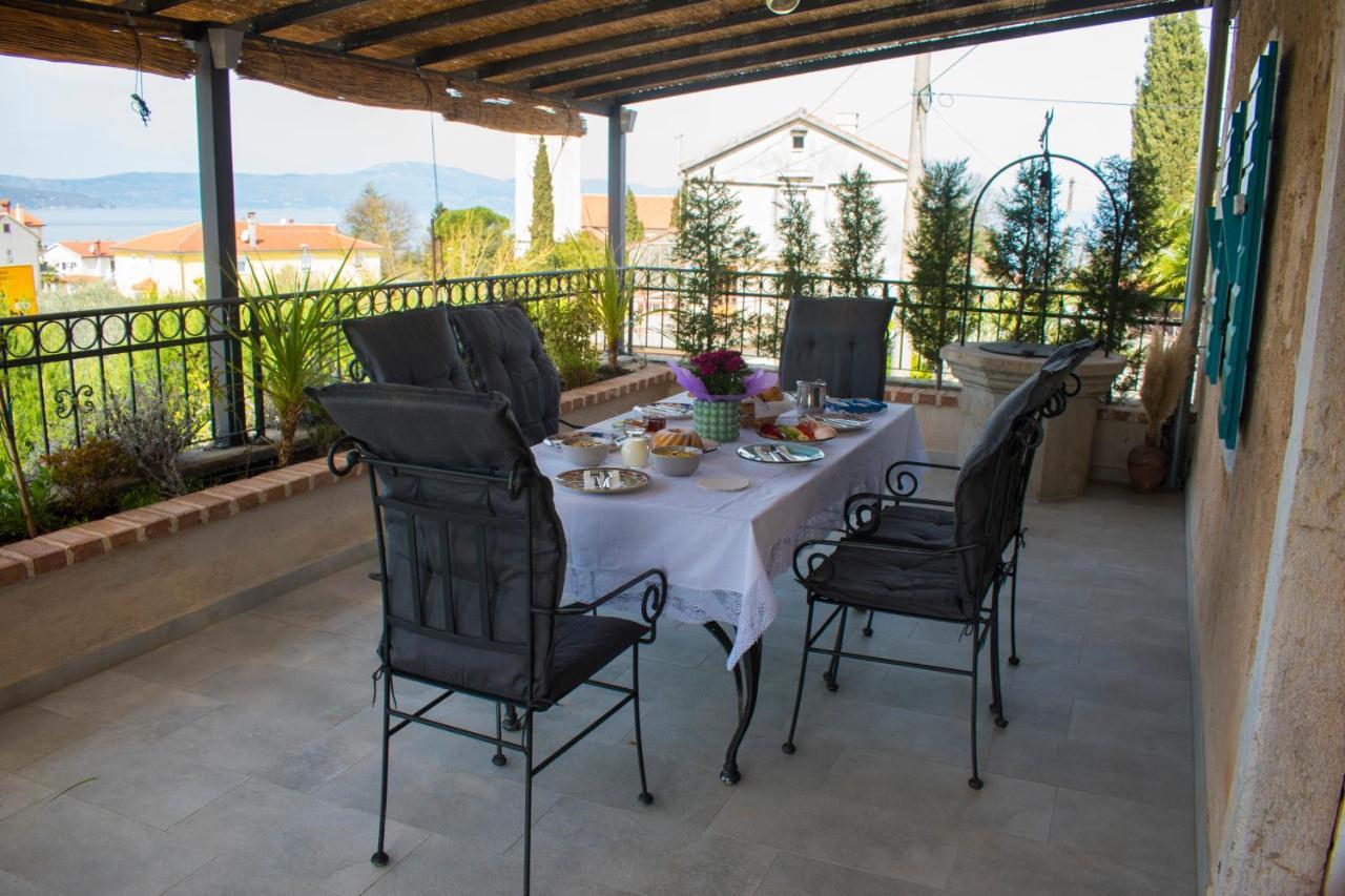 Villa Ca'Pietra, Rustic Stone House مالينسكا المظهر الخارجي الصورة
